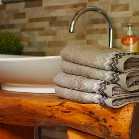 Feriehus Cozzena Maslianico